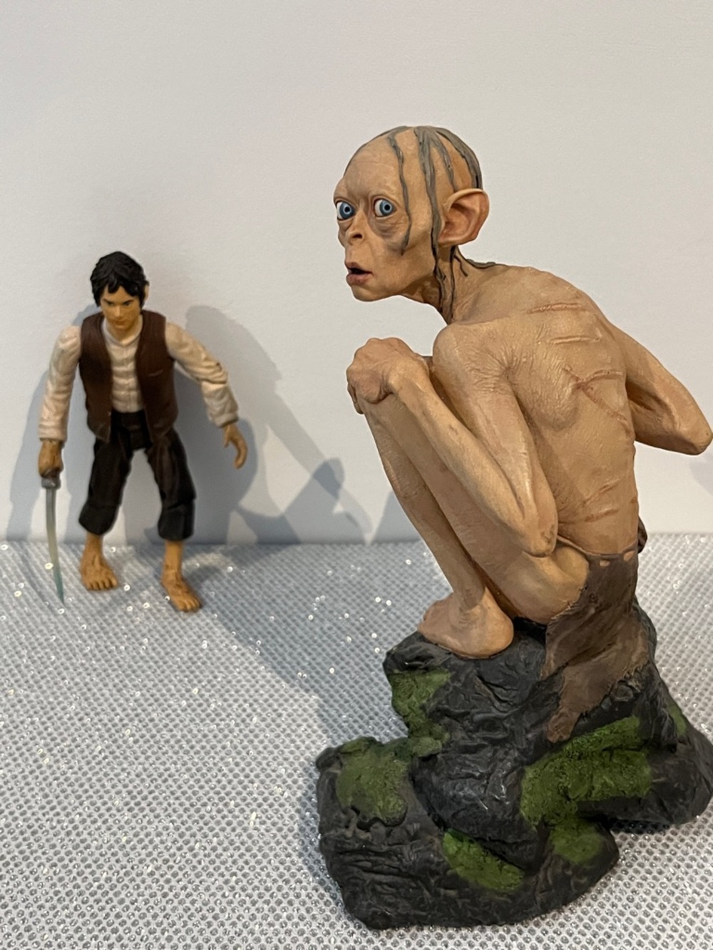 Gollum Figurine Holding Fish - Pale Skin & Green Base and Frodo 2002